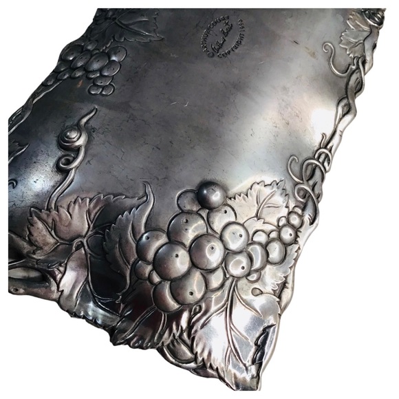 Vintage 1996 Arthur Court Grape Vine 11.5” X 6.25” Handmade Aluminum Bread Tray - Picture 7 of 16